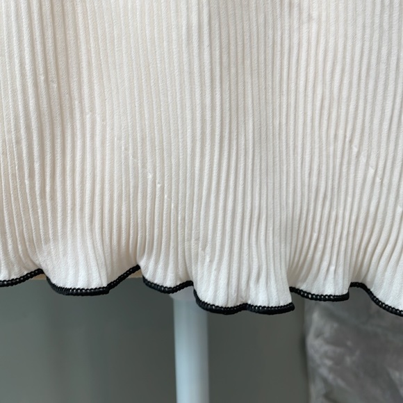 Dora Landa halter blouse, cream/black, size S, NWT - Picture 3 of 9